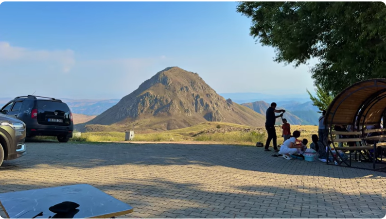 EFSANE SÜLBÜS DAĞI ve TARİ DAĞI